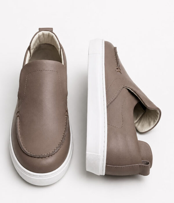 Sneakers slip en cuir pure